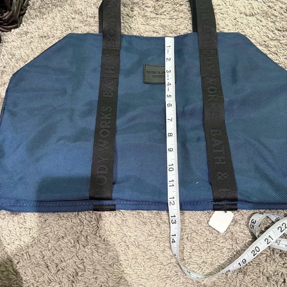 Bath & Body Work Men’s Navy Blue Duffle Bag